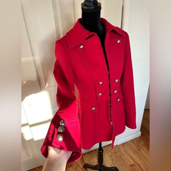 WHITE HOUSE BLACK MARKET Women's Red pea coat trench jacket pearl button
Sz M - Picture 2 of 16